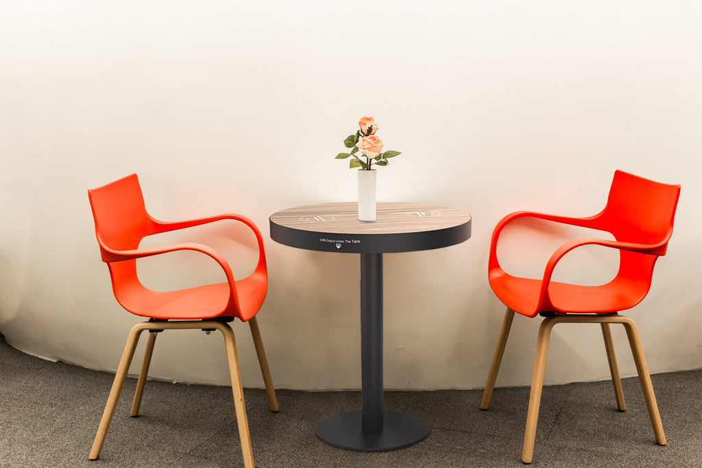 Wireless charging table